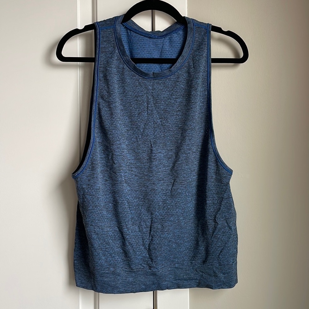 Lululemon top